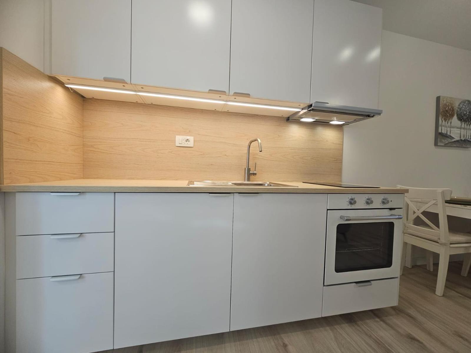 פרימוסטן Apartments Miamare 2 מראה חיצוני תמונה