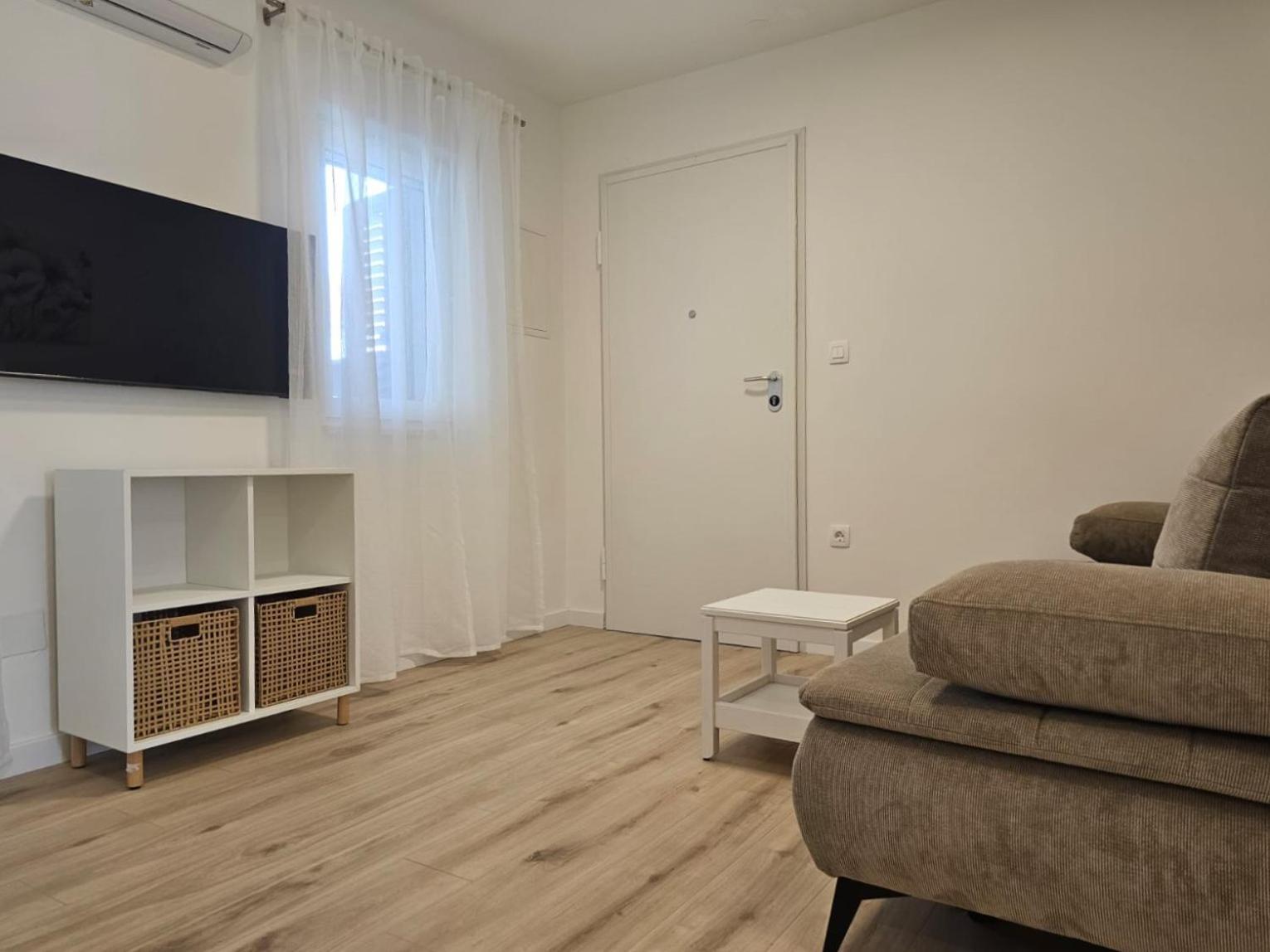 פרימוסטן Apartments Miamare 2 מראה חיצוני תמונה