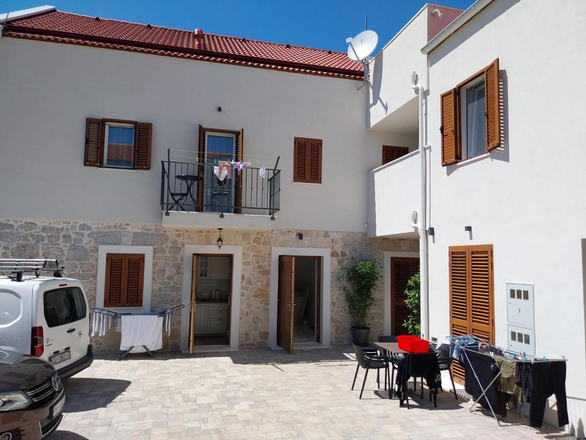 פרימוסטן Apartments Miamare 2 מראה חיצוני תמונה