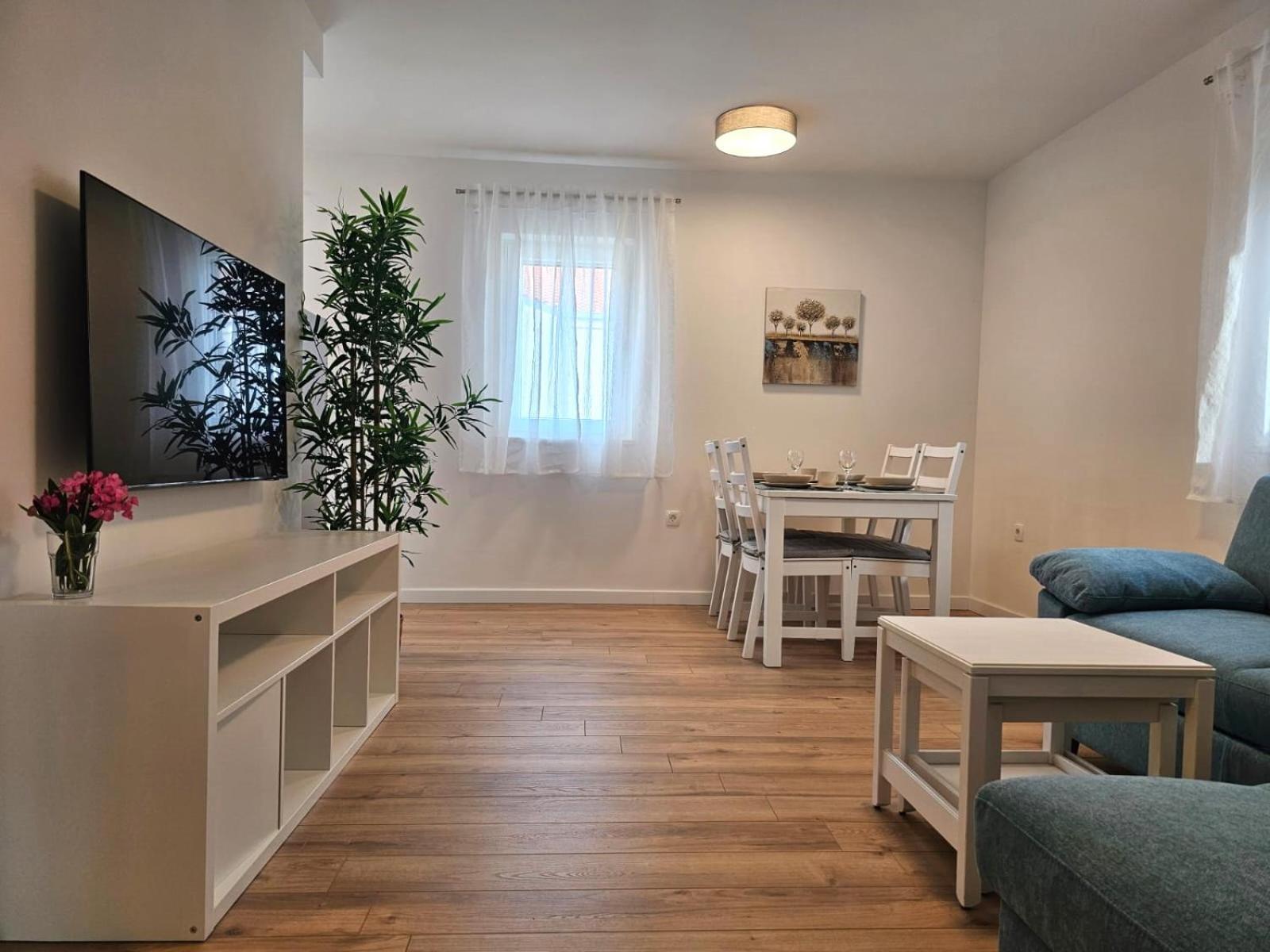 פרימוסטן Apartments Miamare 2 חדר תמונה