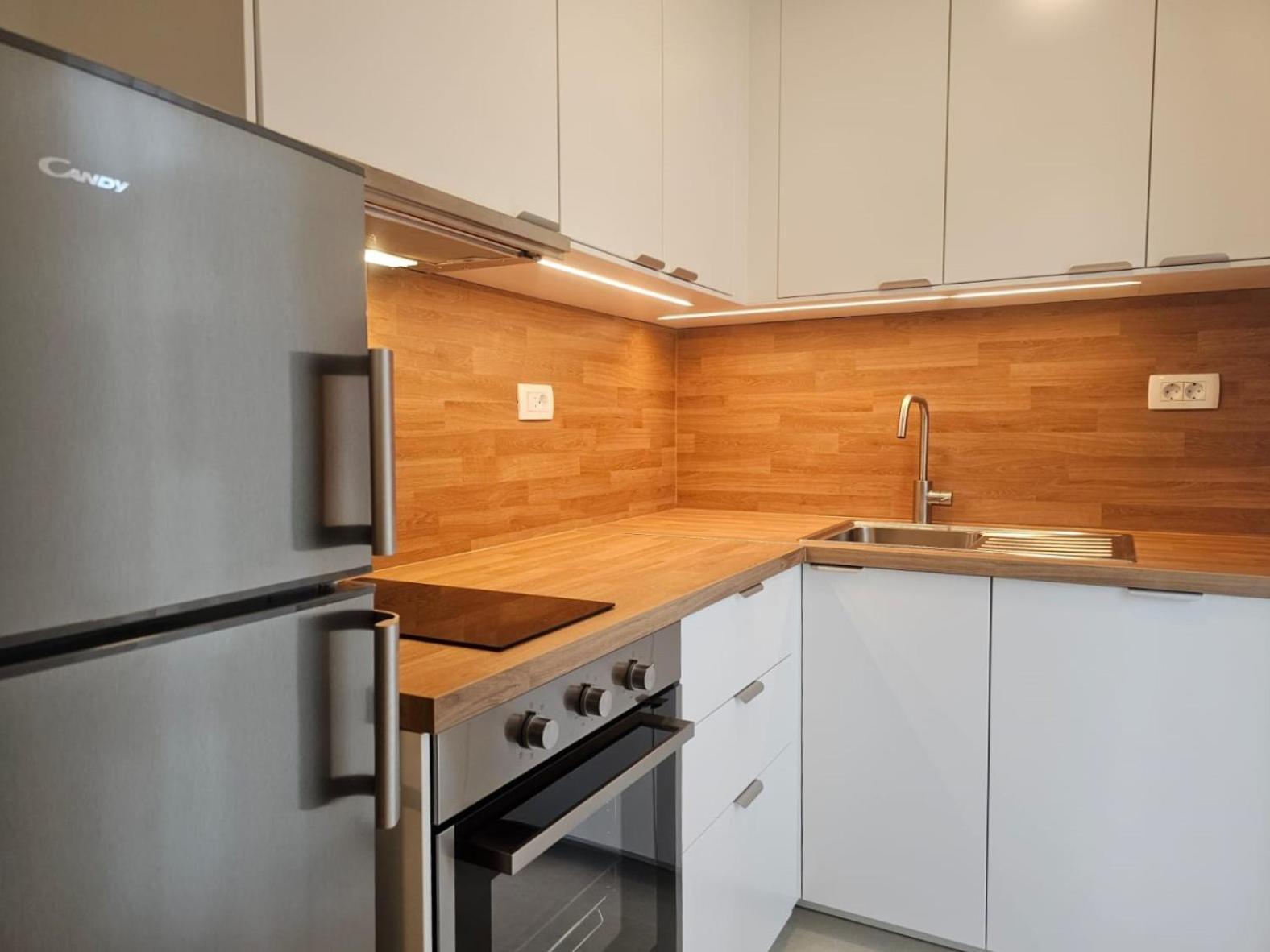פרימוסטן Apartments Miamare 2 מראה חיצוני תמונה