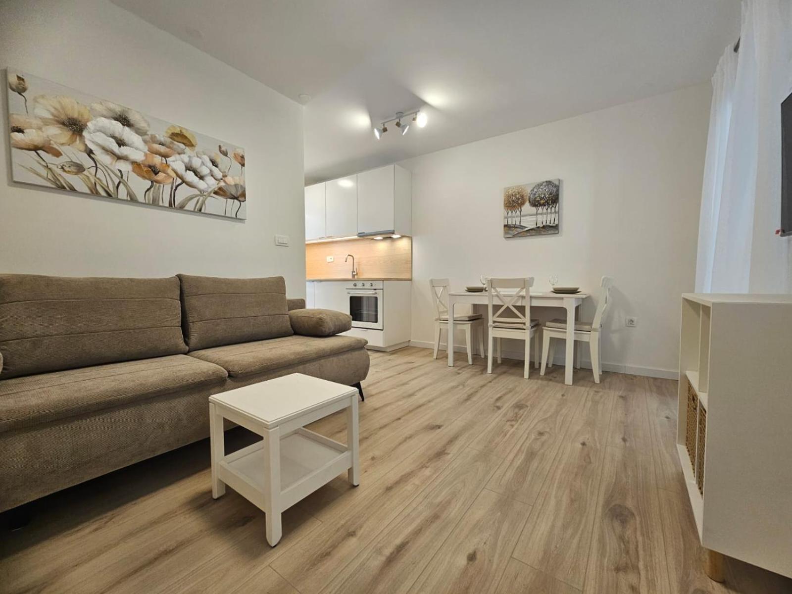 פרימוסטן Apartments Miamare 2 מראה חיצוני תמונה